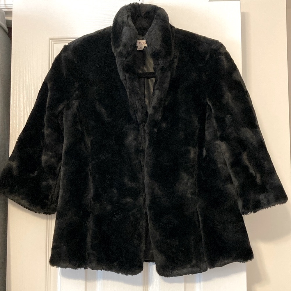 Elegant Black Faux Fur Jacket